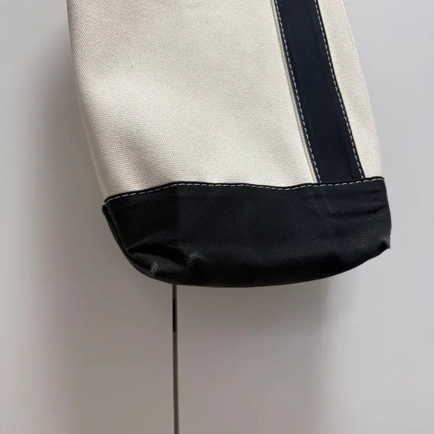 [SOLD OUT] 엘엘빈 캔버스백