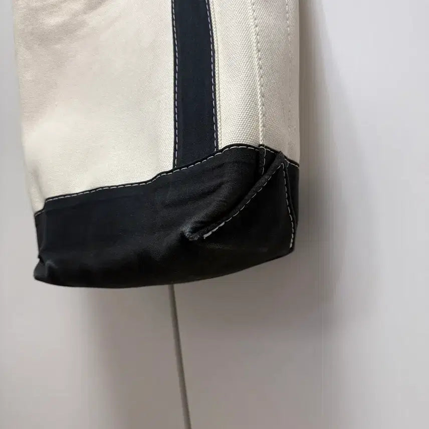 [SOLD OUT] 엘엘빈 캔버스백