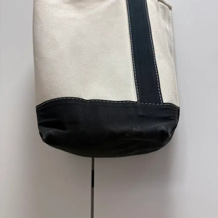 [SOLD OUT] 엘엘빈 캔버스백