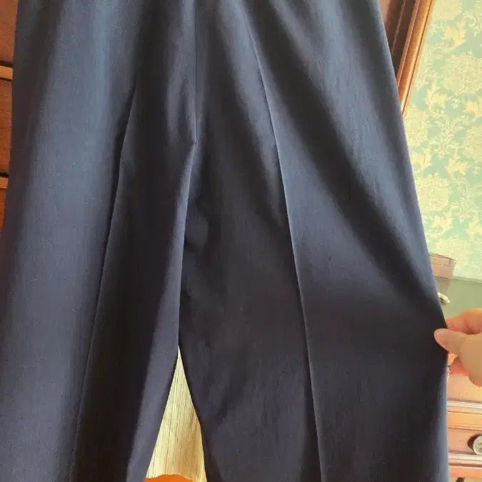 [BUNJANG] Time Navy Wide Pleated Slacks / 타임  네이비 와이드 핀텍 슬랙스