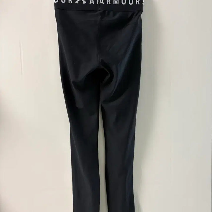 [BUNJANG] Under Armour Black Leggings / 언더아머 블랙 레깅스