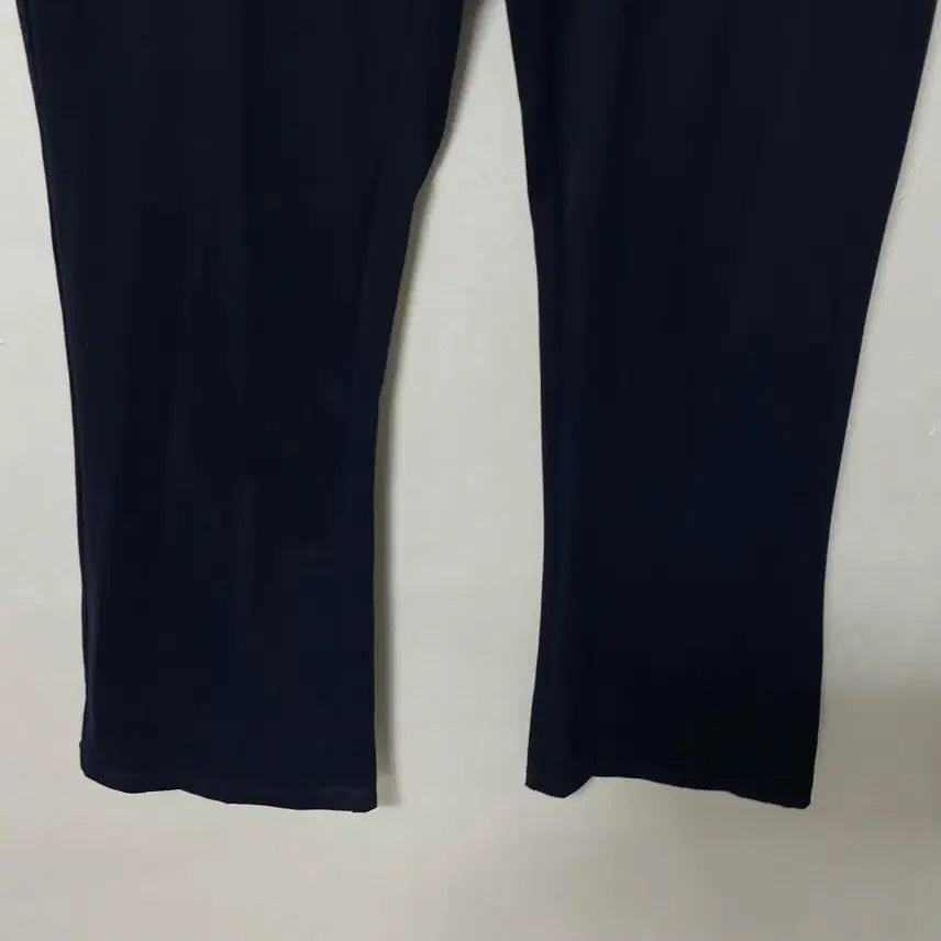 [BUNJANG] Lua Company Functional Bootcut Flare Leggings Pants / 77 루아컴퍼니 기능성 부츠컷 플레어 레깅스 팬츠 바지 정품