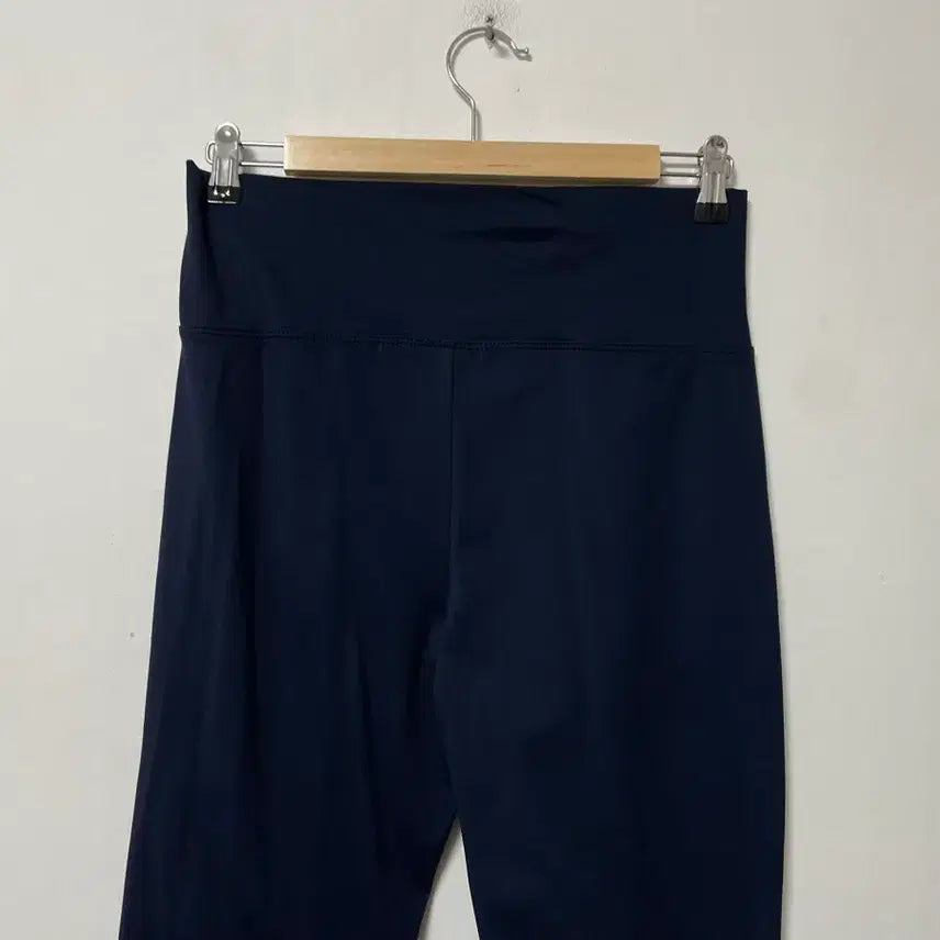 [BUNJANG] Lua Company Functional Bootcut Flare Leggings Pants / 77 루아컴퍼니 기능성 부츠컷 플레어 레깅스 팬츠 바지 정품