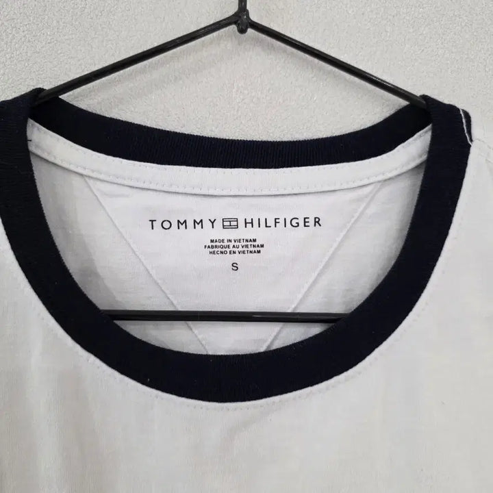 [BUNJANG] Tommy Hilfiger Logo Point T-shirt / 타미힐피거 흰색 로고 포인트 반팔티 S