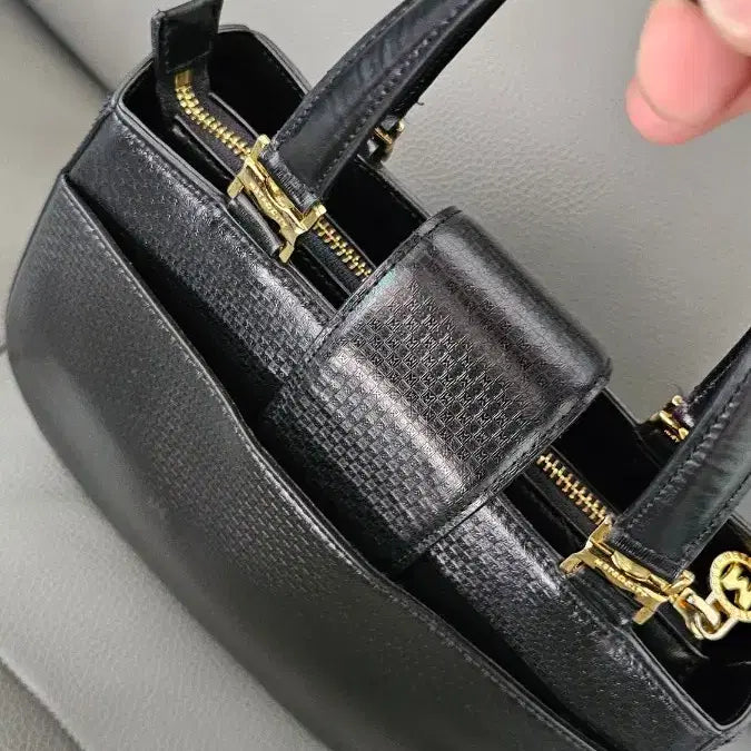 [BUNJANG] Metrocity Black Tote Bag / 메트로시티 블랙 토트백 가방