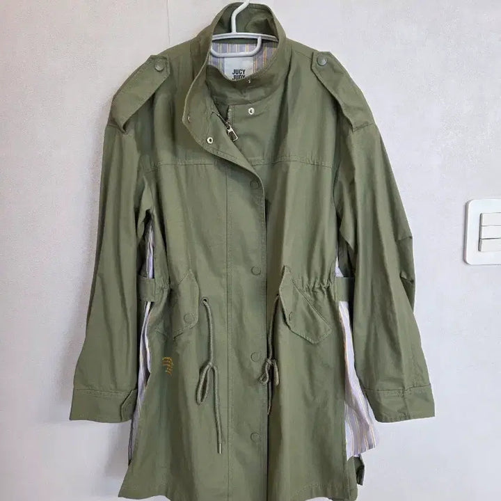 [BUNJANG] Juicy Judy Field Jacket / 쥬시쥬디 야상