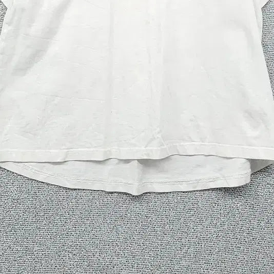 [BUNJANG] Karl Lagerfeld White Graphic Print T-shirt / 칼 라거펠트 프린팅 화이트 반팔티 95 (77)