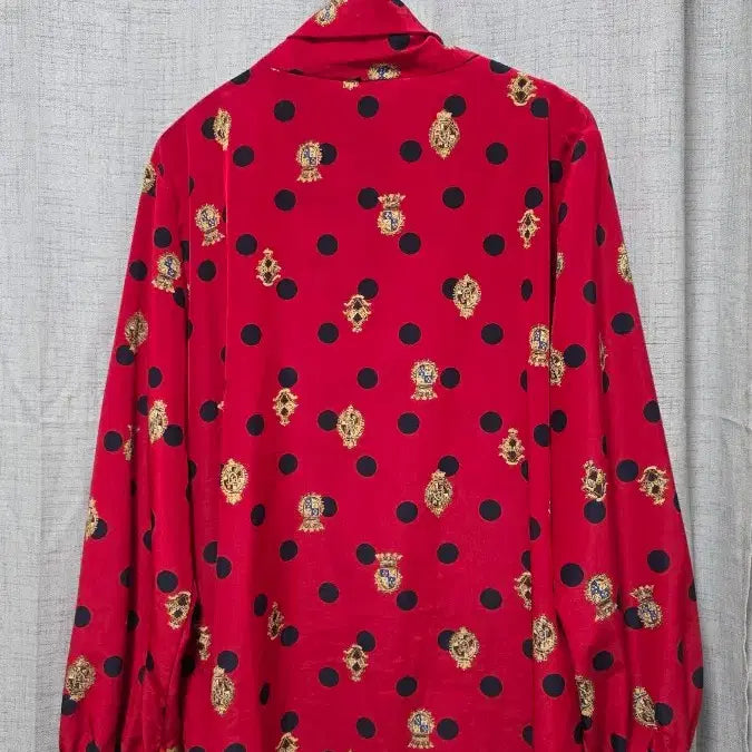 [SOLD OUT] 레드 패턴 블라우스 (벨트포합)
