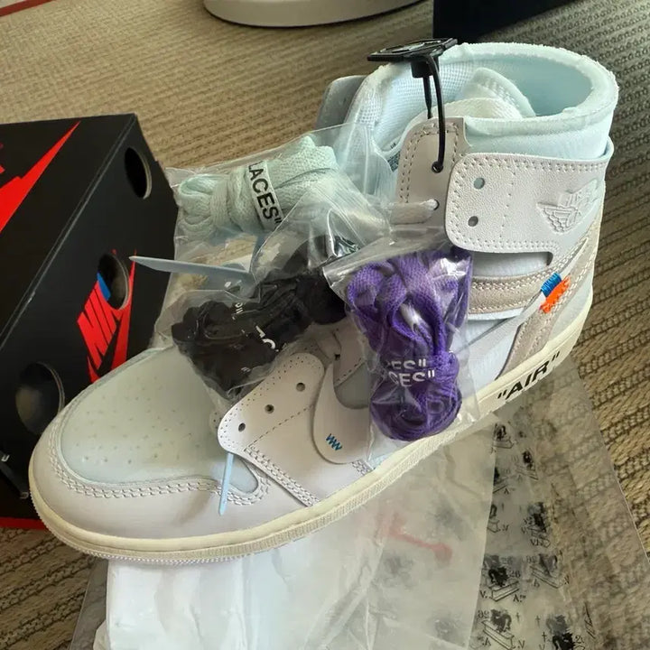[BUNJANG] Nike Air Jordan 1 Virgil Abloh VAA Sneakers / 조던1 버질아블로 VAA 285