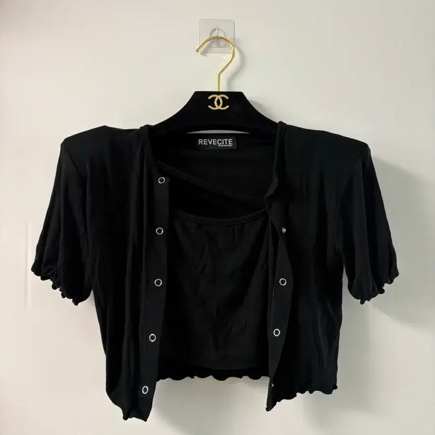 [SOLD OUT] 레브시티 크롭 나시가디건세트
