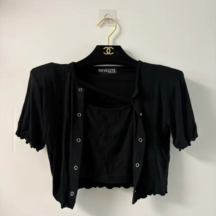 [SOLD OUT] 레브시티 크롭 나시가디건세트
