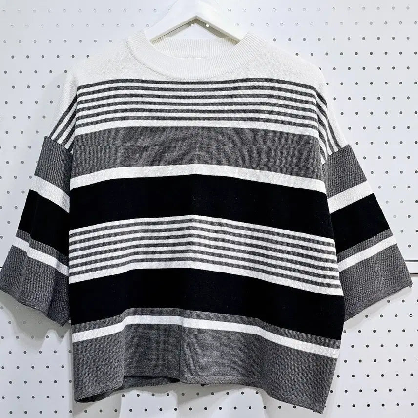 [BUNJANG] Striped Knit Three-Color 7-Part Knit Top / 스트라이프 니트 삼색 단가라 7부니트티