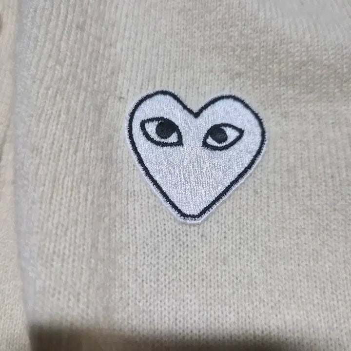 [BUNJANG] Comme des Garcons Play Ivory Cardigan / 꼼데가르송 플레이 가디건 아이보리 M