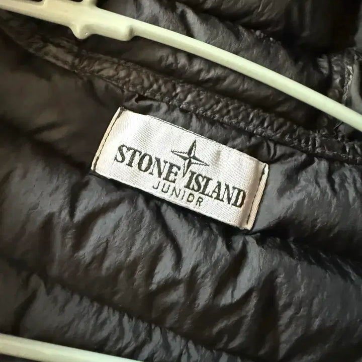 [BUNJANG] Stone Island Lightweight Padded Jacket / 스톤아일랜드 경량 패딩