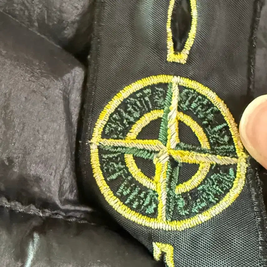 [BUNJANG] Stone Island Lightweight Padded Jacket / 스톤아일랜드 경량 패딩