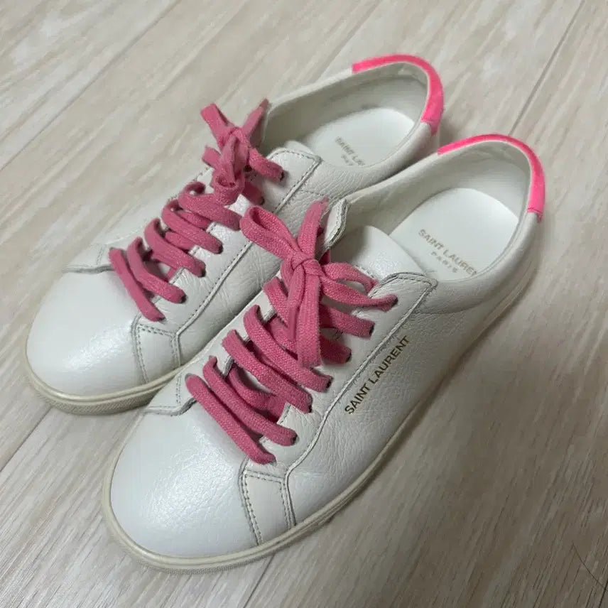 [BUNJANG] Saint Laurent White Sneakers with Pink Accents / 생로랑 화이트 스니커즈 핑크 포인트 36.5