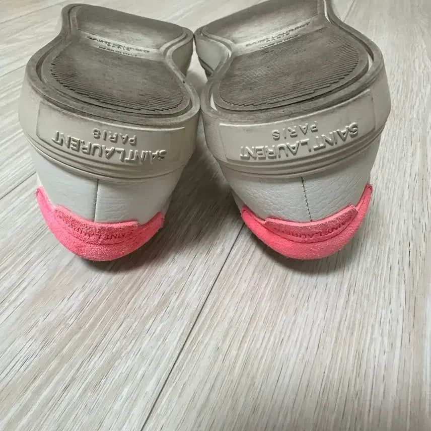 [BUNJANG] Saint Laurent White Sneakers with Pink Accents / 생로랑 화이트 스니커즈 핑크 포인트 36.5