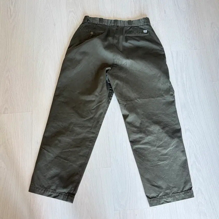[SOLD OUT] ends and means 워크치노 올리브 m