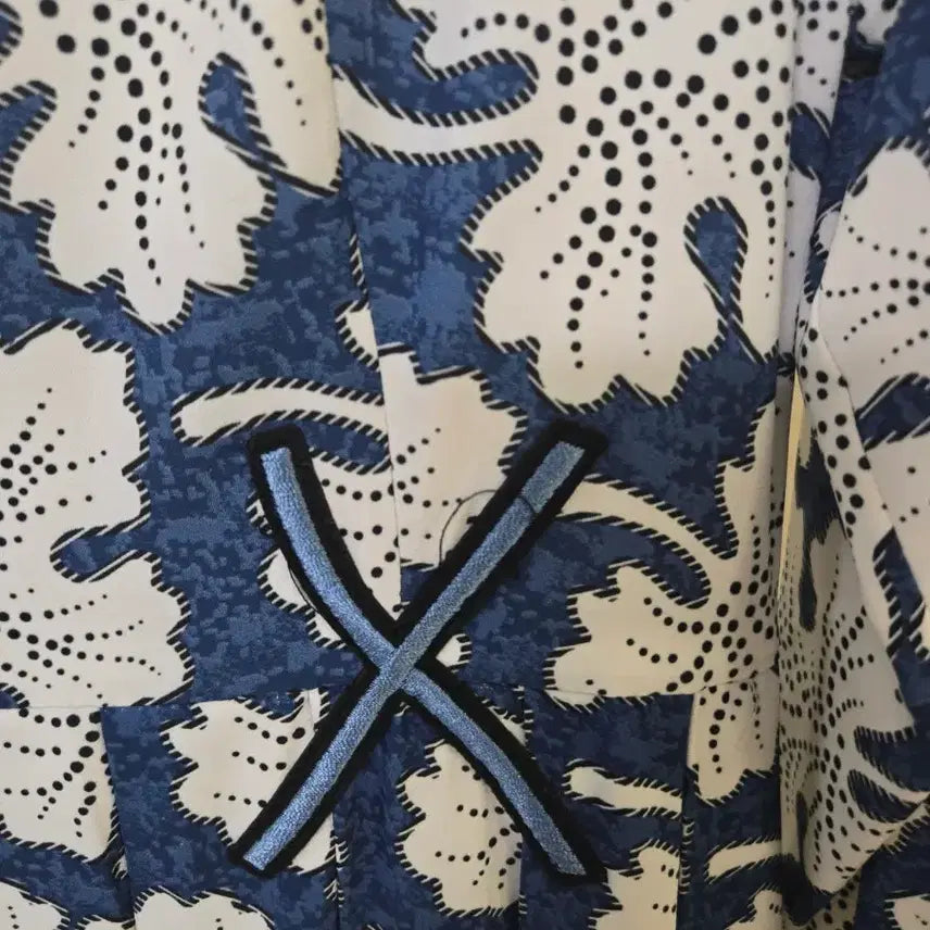 [BUNJANG] Floral Pattern Long Dress / 플라워 패턴 롱 원피스 네이비/화이트