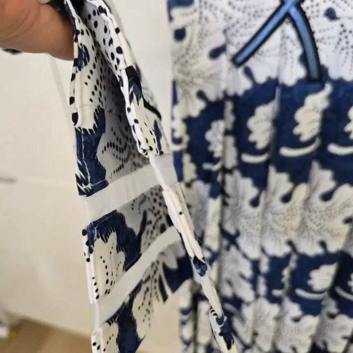 [BUNJANG] Floral Pattern Long Dress / 플라워 패턴 롱 원피스 네이비/화이트