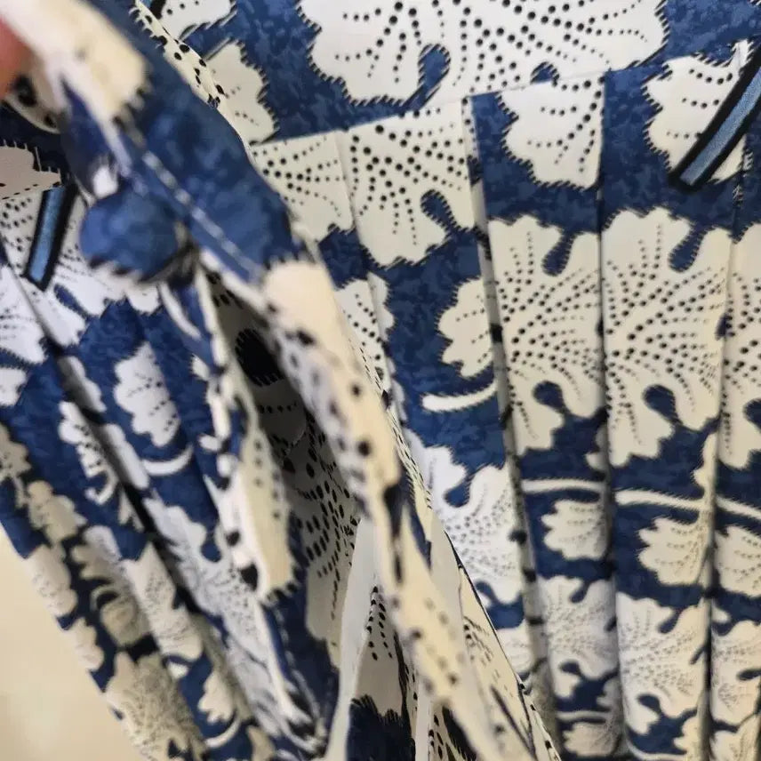 [BUNJANG] Floral Pattern Long Dress / 플라워 패턴 롱 원피스 네이비/화이트
