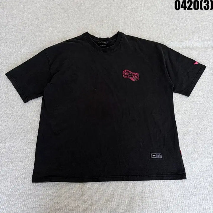 [BUNJANG] WV Project Black T-Shirt Pink Logo Size M / M WV프로젝트 블랙 반팔 티셔츠 핑크 로고 0420(3)