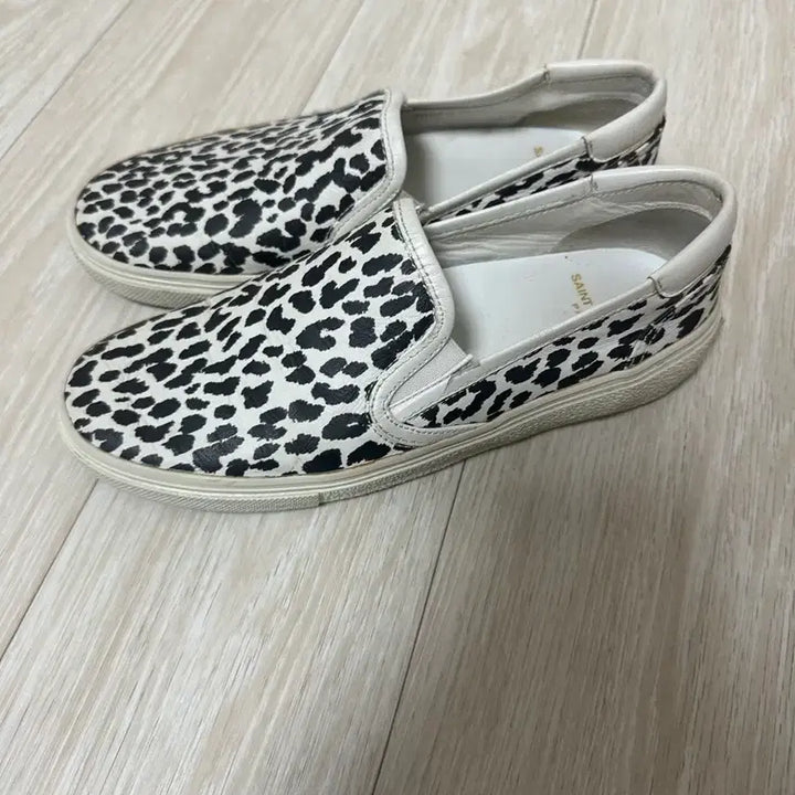 [BUNJANG] Saint Laurent Babycat Slip-on Sneakers / 생로랑 베이비캣 슬립온 스니커즈 36.5