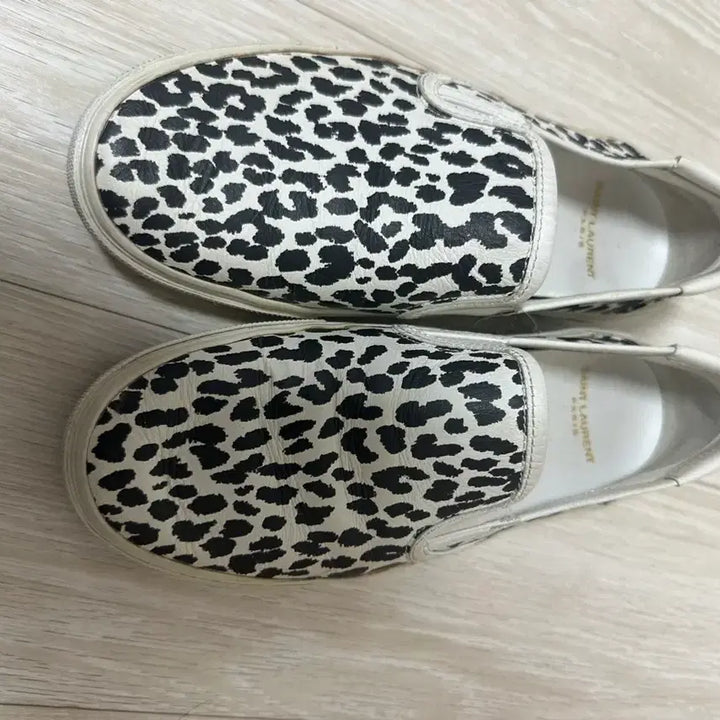 [BUNJANG] Saint Laurent Babycat Slip-on Sneakers / 생로랑 베이비캣 슬립온 스니커즈 36.5