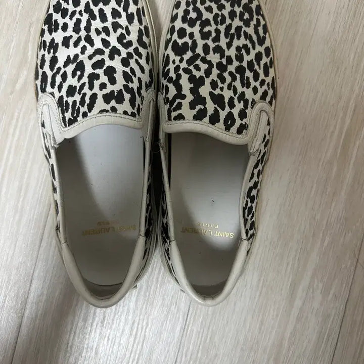[BUNJANG] Saint Laurent Babycat Slip-on Sneakers / 생로랑 베이비캣 슬립온 스니커즈 36.5