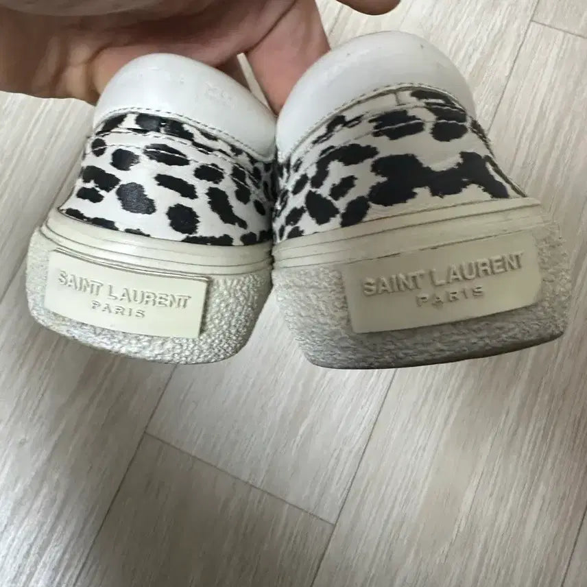 [BUNJANG] Saint Laurent Babycat Slip-on Sneakers / 생로랑 베이비캣 슬립온 스니커즈 36.5