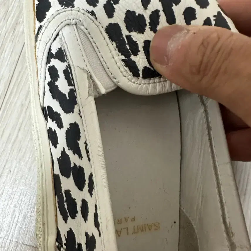[BUNJANG] Saint Laurent Babycat Slip-on Sneakers / 생로랑 베이비캣 슬립온 스니커즈 36.5