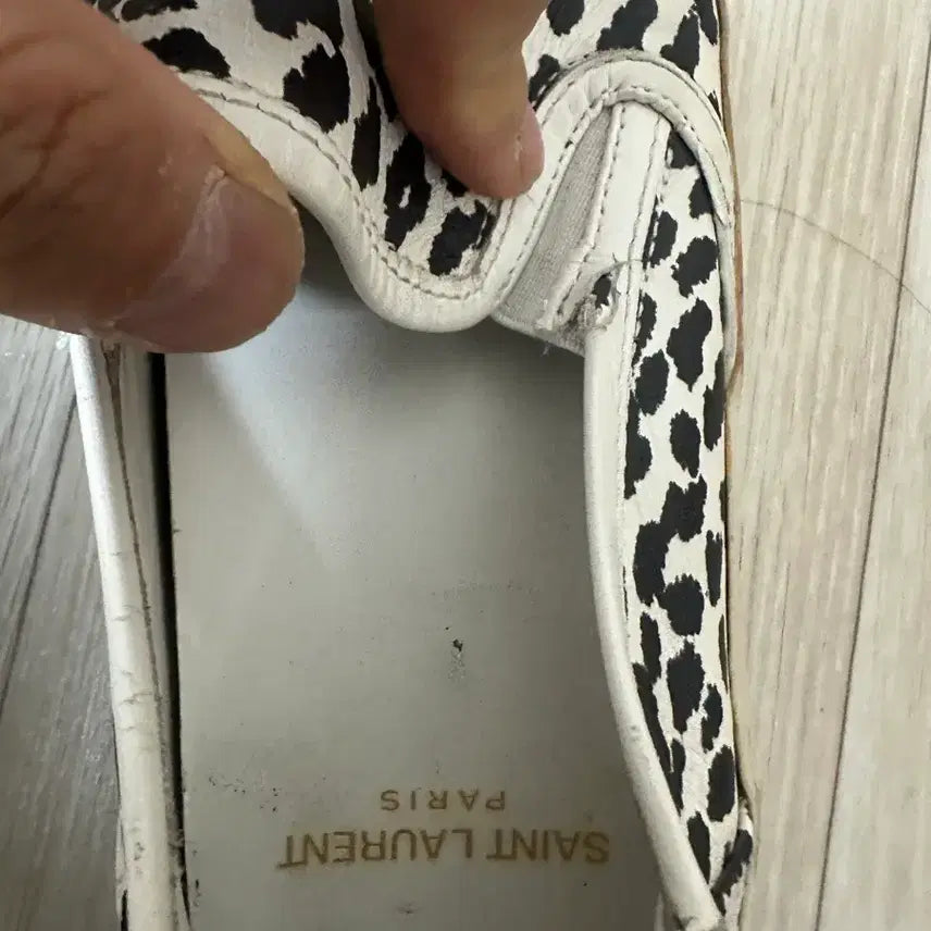 [BUNJANG] Saint Laurent Babycat Slip-on Sneakers / 생로랑 베이비캣 슬립온 스니커즈 36.5