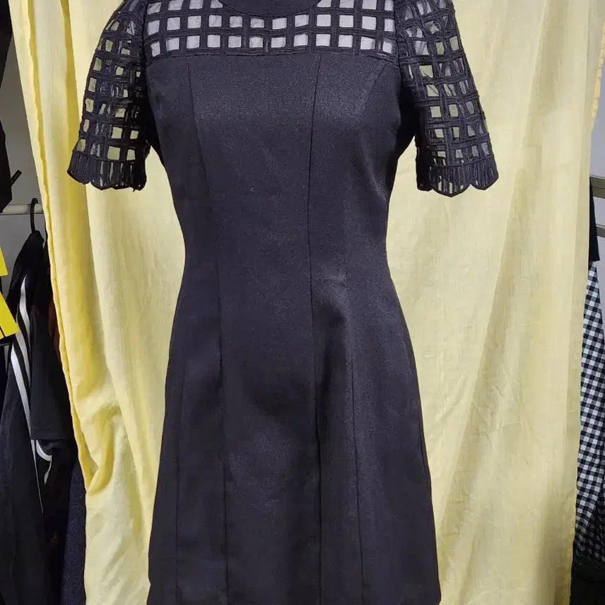 [BUNJANG] EnC Black Sheer Detail Dress Size 55 / EnC 블랙 시스루 포인트 원피스 55 / 하객룩