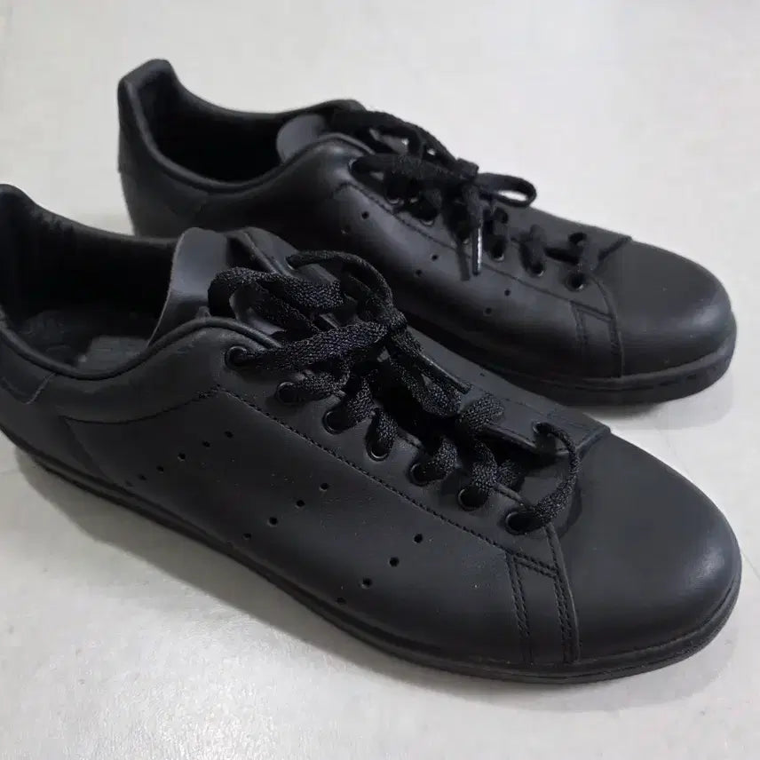 [SOLD OUT] 아디다스 스탠 스미스 80s 코어 블랙  290mm