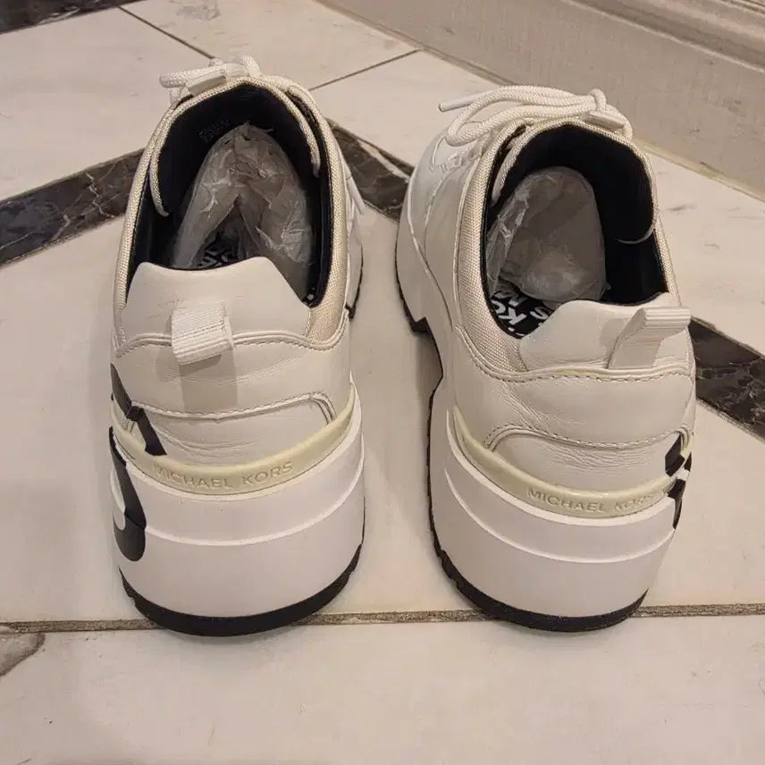 [BUNJANG] Michael Kors Cosmo Trainer Sneakers / 마이클코어스 코스모 트레이너 245mm