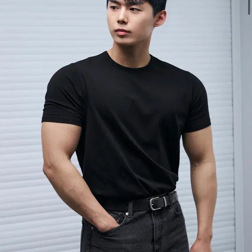 [SOLD OUT] (L) 드로우핏 만재 콜라보 러스티 머슬핏 티셔츠 BLACK 반팔