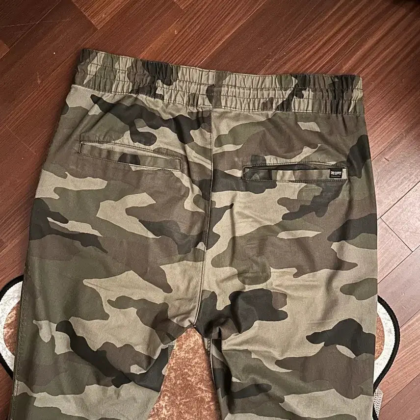 [SOLD OUT] 카모 조거 팬츠