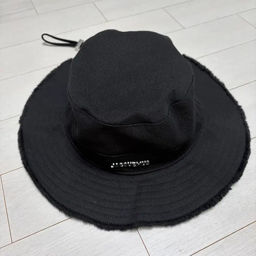 [SOLD OUT] 자크뮈스 버킷햇 60 새상품