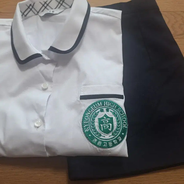 [BUNJANG] School Uniform Blouse and Skirt Set / 예쁜 여자교복 하복교복 짧치세트r22(MZ를찾아서,경음고)