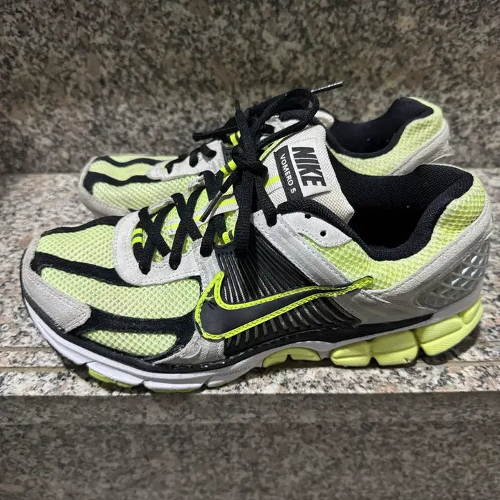 [BUNJANG] Nike Zoom Vomero 5 Volt Fluorescent (265mm) / 나이키 줌 보메로5 볼트 265 형광
