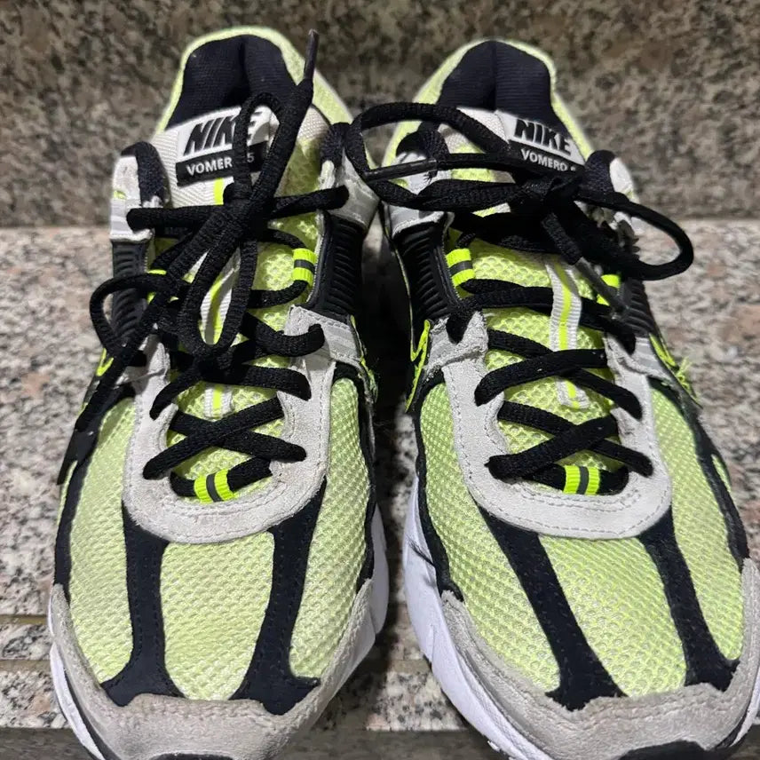 [BUNJANG] Nike Zoom Vomero 5 Volt Fluorescent (265mm) / 나이키 줌 보메로5 볼트 265 형광