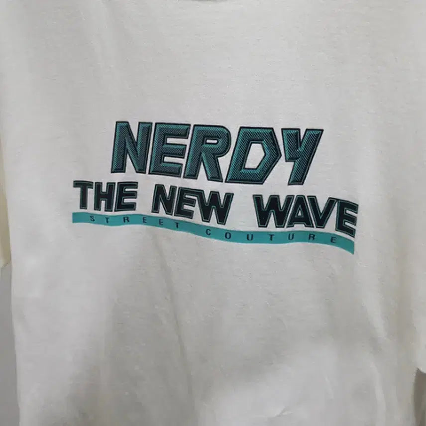 [BUNJANG] Nerdy The New Wave Short Sleeve T-Shirt MAN L (100) / 널디 The New Wave 반팔 (MAN L-100)