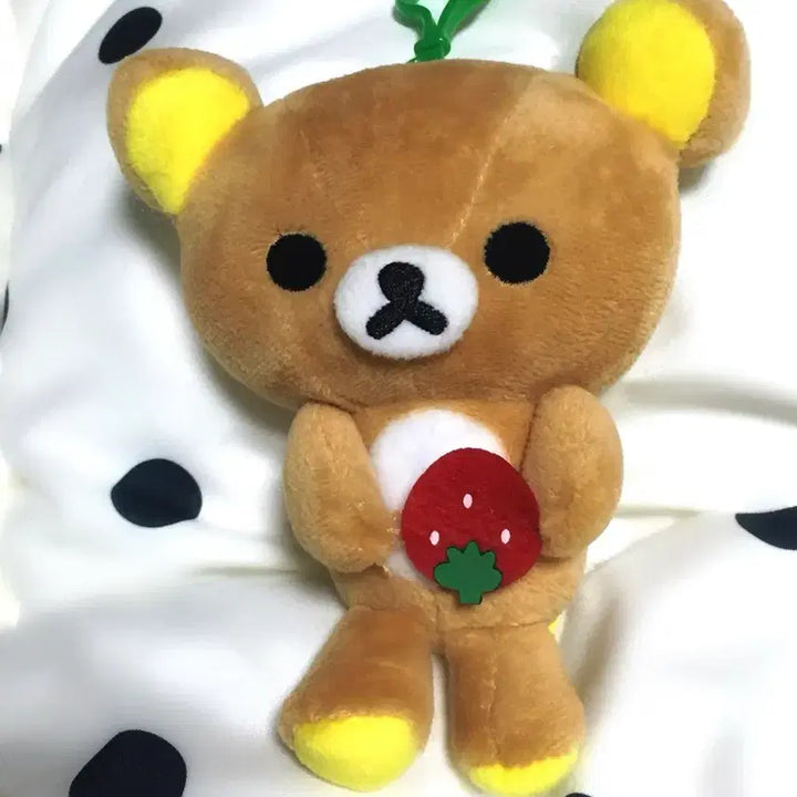 [SOLD OUT] 리락쿠마 딸기 인형 키링 산엑스