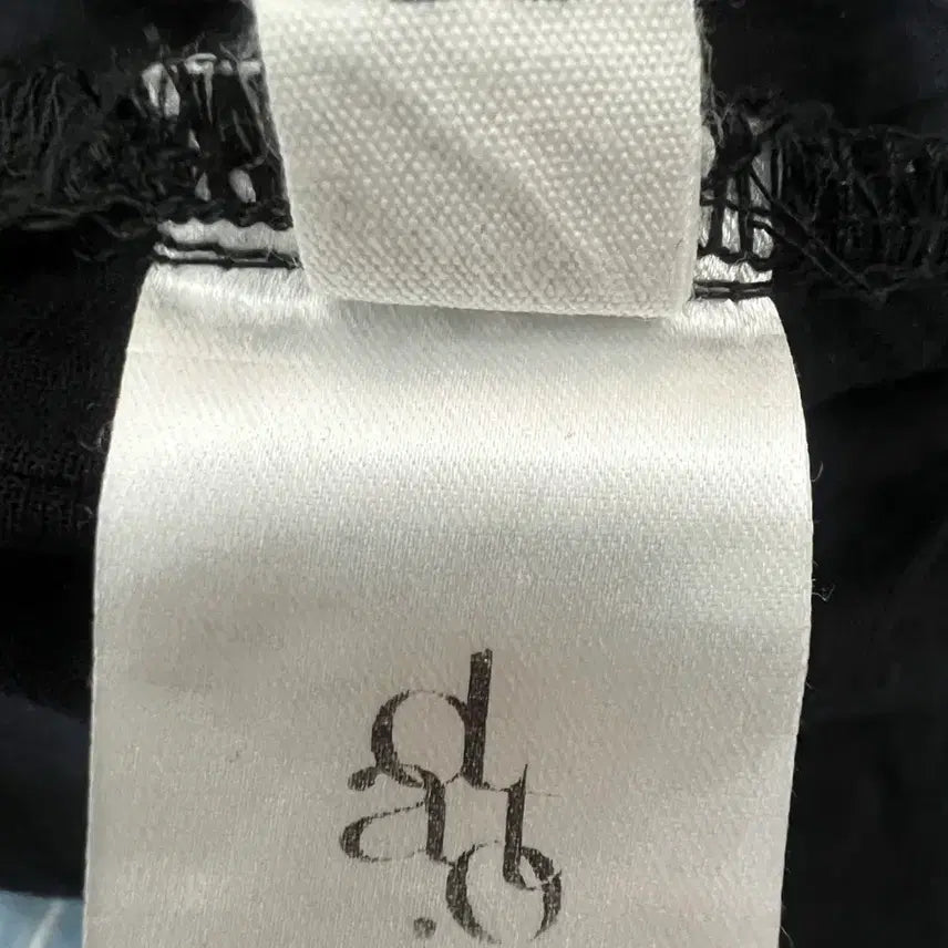 [BUNJANG] Add2 Lace Detail Black Blouse / 애드투 레이스 디테일 퍼프 블랙 블라우스 자체제작 제품 단스