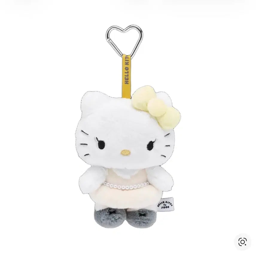 [BUNJANG] Hello Kitty x Jisoo Plush Keychain Ivory / 헬로키티 x 지수 플러시 키링 아이보리