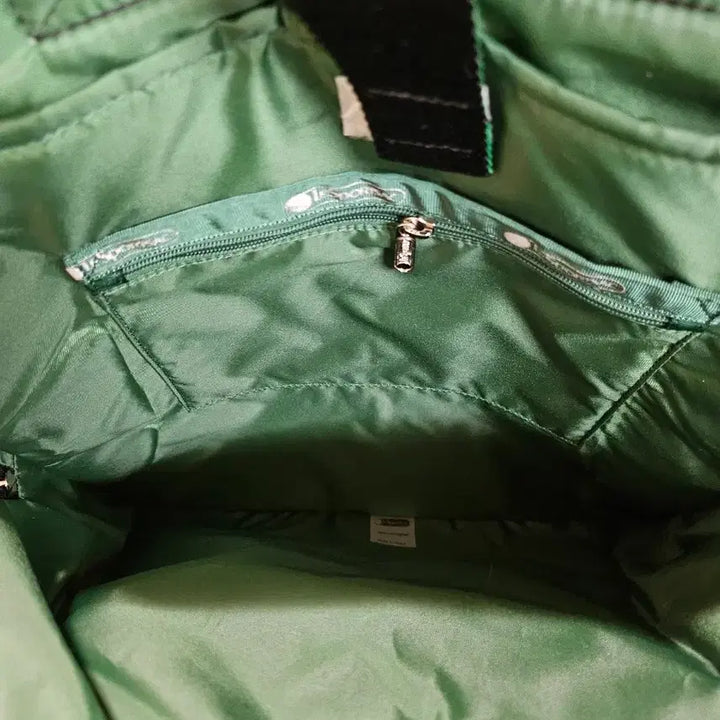 [BUNJANG] LeSportsac Panda Backpack / 새제품)레스포삭 판다 백팩
