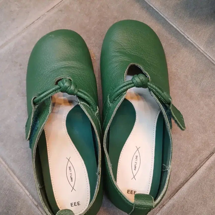 [BUNJANG] Ampline Green Leather Ribbon Flat Shoes (225) / 앰플라인 그린 가죽리본 플랫슈즈 225