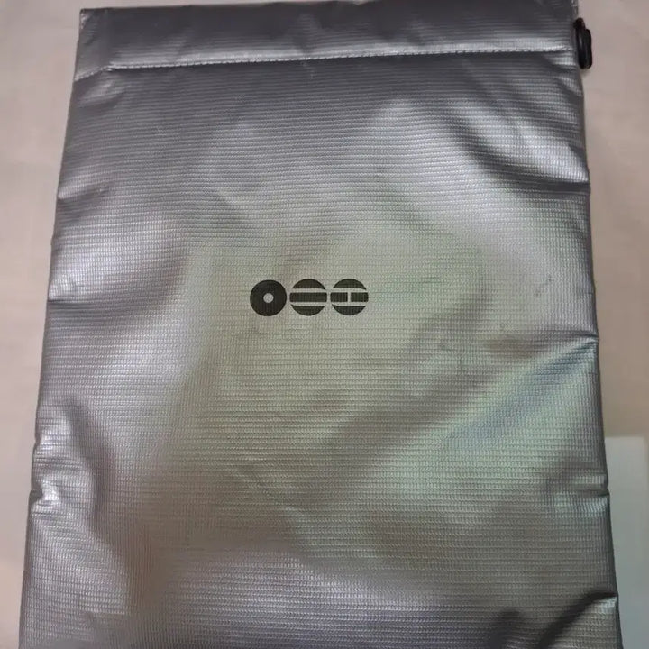 [SOLD OUT] BTS 아리랑 노트북 랩탑 파우치 실버