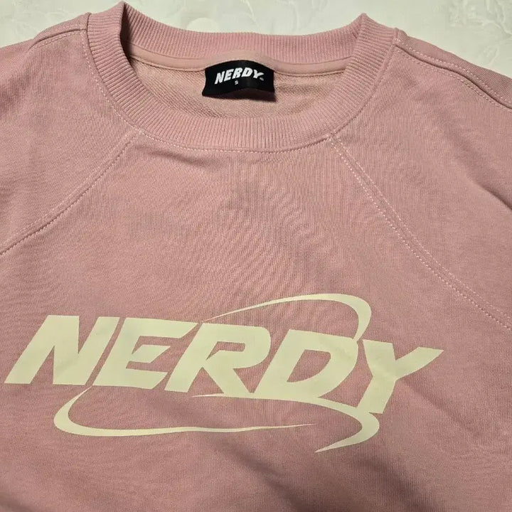 [BUNJANG] NERDY Sweatshirt (Non-brushed) / 널디 기모없는 맨투맨 새제품