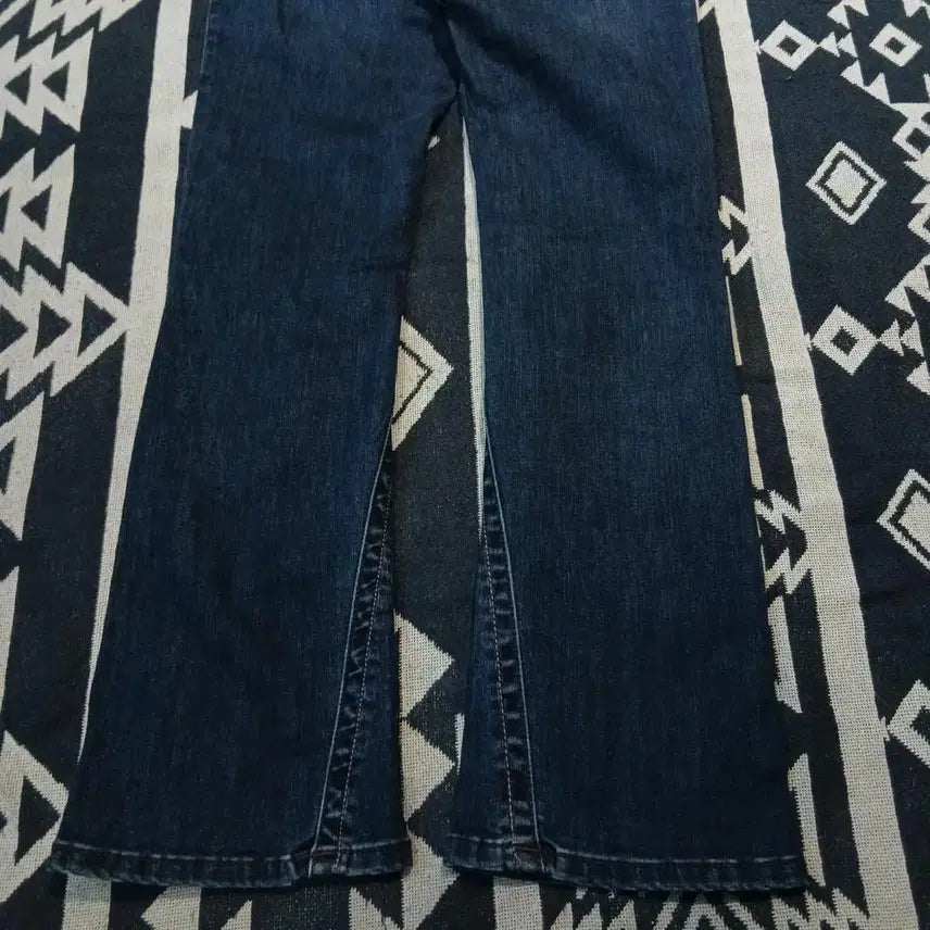 [BUNJANG] True Religion Y2K Orange Stitch Bootcut Jeans / 트루릴리전 진청워싱 오렌지 스티치 Y2K 스트레치 부츠컷 청바지 데님팬츠